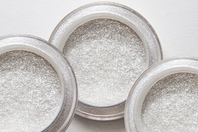 CBD Kristalle für CBD Kosmetika CBD Kristalle in der CBD Kosmetik